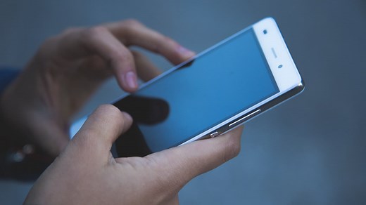 Arnaques par téléphone: voici les indicatifs dont il faut se méfier
