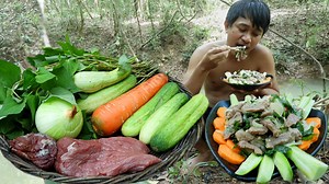 3.3K views · 56 reactions | Juicy Raw Beef With Vegetables Cooked In Amazing Way | Saruon Primitive Cooking | Facebook