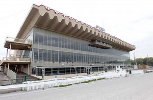 Windsor Raceway community says farewell