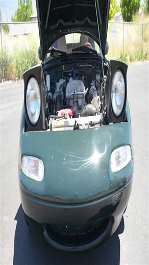 The baller hauler - Ford F450 ramp truck from Hodges Haulers + $0 mod - Miata wink the right way, takes 90 seconds