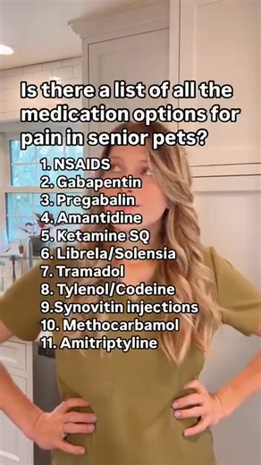 This is a comprehensive list for dogs and cats. Some options are not appropriate for cats such as Tylenol and many of these work differently in each species. So talk with your vet. Tell me which one you’ve never heard of? . There are many options for pain control in western medicine. And I find that many clients do not know all of their options. . So save this post to ask your vet at your next visit. . . . . | Senior Pet Vet