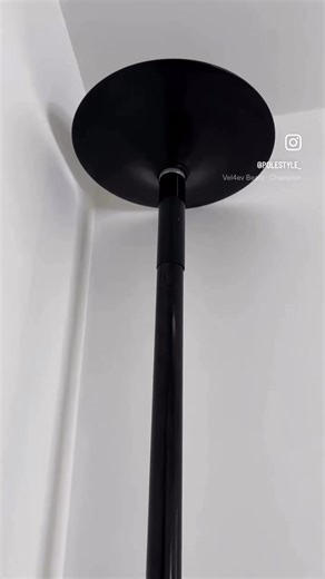 💪🏻 Inicia tu 2026 entrenando con el Pole de los profesionales: #PoleStyle ✅ Tu compra es rápida y 100% segura. 🇲🇽 Envíos a todo México e internacionales. También tenemos tu pole favorito: 🖤 Black 🔘 Silver / Cromado 💕 Pink Silicon 🦄 Unicorn 💪🏻 Descubre el pole que usan los profesionales. 📲 Haz tu pedido por WhatsApp: 4775516578 . . . . #Pole #PoleDance #pdcombo #poledancestudio