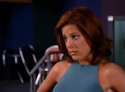 I LOST GOLIATH 🐶 #dogs #beverlyhills90210 #dogsofinstagram #brianaustingreen #torispelling #donnamartin #davidsilver #90210 #noahhunter #vincentyoung #dorysmelling #90s #90stv | DONNA MARTIN 90210