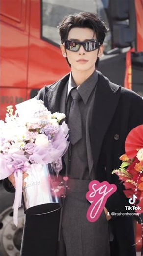 😍 Shen Haonan new project🤭eh Muyan malu tuh kena tatap si ganteng dekat banget🤩😁 #shenhaonan