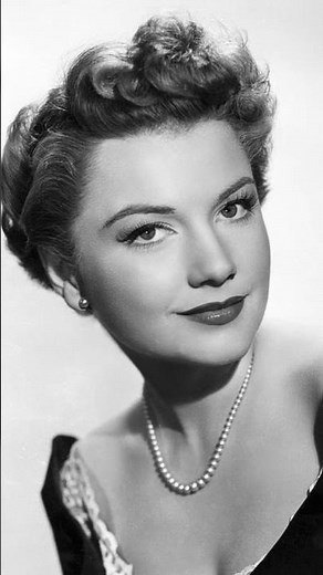 Anne Baxter The Phoenix Rising from Failure Remembering an Academy Award Winner #annebaxter