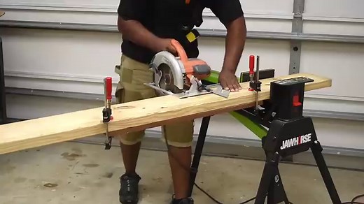 Easy DIY floating shelves - no brackets needed!