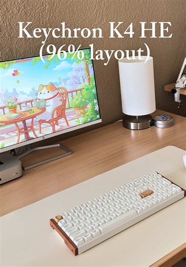 This 96% just hits different… 🤍⌨️ Keychron K4 HE keeps the numpad but still feels compact Adjustable actuation (you can literally change how sensitive each key is) which makes it sooo smooth to type on You don’t even need to download any weird software either, everything’s super easy to use, even for noobs like me 😭 The sound profile is actually pretty muted in person, so it’s perfect for office use (my mic gain is turned up so it sounds louder than it really is) Soft, creamy feel with a subtl