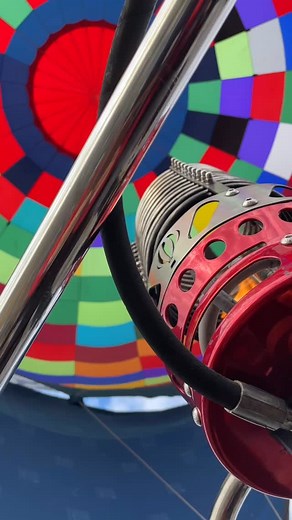 21 reactions | #熱気球 #hotairballoons #大崎バルーンフェスティバル #気球 #osakiballoonfestival | Koji Masuda | Facebook