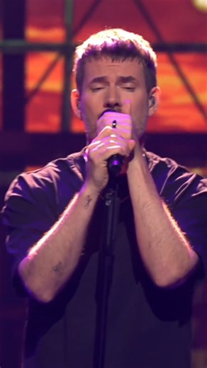 19K views · 296 reactions | Revolverheld rockt den Abend! 拾 #giovannizarrella #schlager #live #ard | Schlager für alle | Facebook