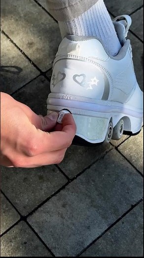 You need this 😬 #skating #airport #rollershoes