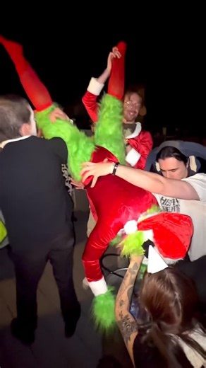 Brenna Gorman | XINIA on Instagram: "PLEASE wait for it.👹 Happy Halloween🎃 #halloween #funny #gymmemes #comedy #skit"