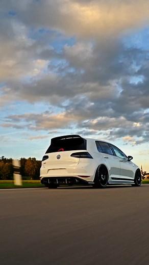 10K views · 242 reactions | Pure sound . . . . . #golftuning #tuningcars #golfgti #golf #vwgolf #vwtuning #tuning #styling #volkswagen #golfmk7 #golfmk7gti | VW Tuning & Styling | Facebook