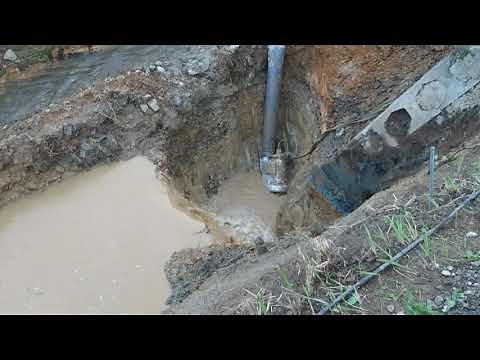 大型水中 ポンプの威力‼️ 河川工事 仮締切