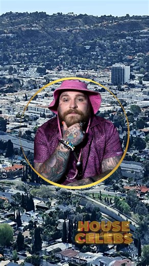 🎤 Teddy Swims’s $1.8M Sherman Oaks Soul Spot 🎶🌴 Rising star Teddy Swims calls this $1.8 million home in Sherman Oaks, California his base. With 3 bedrooms, 3 bathrooms, and 2,169 sq. ft., the cozy yet stylish space is the perfect backdrop for his powerful vocals and down-to-earth vibe — a blend of soul, comfort, and California cool. 🏡✨ #TeddySwims #ShermanOaksLiving #CelebrityHomes #SoulSinger #RisingStar #LuxuryRetreat #StarProperties #FamousHomes #HouseGoals #MusicVibes | House Of Celebs