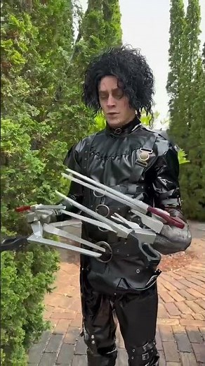 Edward Scissorhands Costume!