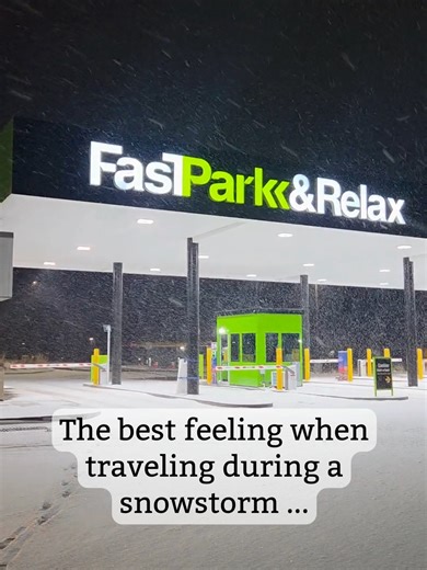 With winter weather approaching, know that Fast Park is open 24/7 and prepared to navigate snow, ice and everything in between. You’ll always receive a warm welcome and VIP service, no matter what the weather brings.