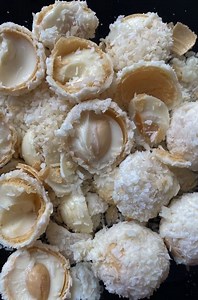 30K views · 260 reactions | Viral Raffaello Chocolate ❤️ #chocolate #chocolatelover #Raffaello | Shotej Bazar | Facebook