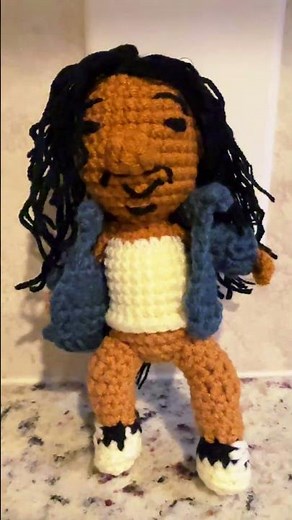 Snoop Dogg Crochet Kit: Offering Emotional Support #shorts #fyp #snoopdogg #crochet #crochetkit