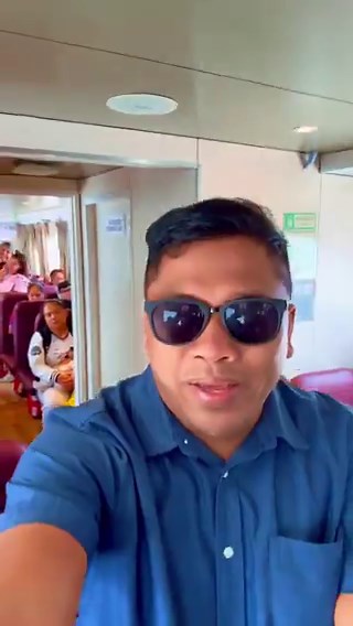 Ikinagalak ng mga taga-Pola at iba pang bayan sa Southern Oriental Mindoro ang pagbubukas ng direktang biyahe ng barko mula sa Batangas Port patungong Pola Port.Hindi na nila kailangan na makipagsiksikan sa Calapan Port.Umaalis ang MV Pandan 2 ng Island Water sa Batangas Port ng 7:00 am habang 8:00 am naman sa Pola Port.Nabawasan din nito ang oras ng biyahe mula sa Southern Oriental Mindorl na tumatagal ng halos 2 oras ang land travel papuntamg Calapan Port.Sa unang araw ng pagbiyahe ay marami a