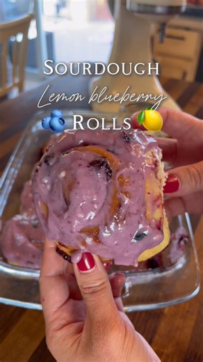 🍋🫐 Lemon Blueberry Sourdough Rolls