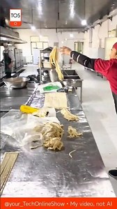 HANDMADE NOODLES flying skill 😍🍜🔥 #shorts #crafts #skills #satisfying #food