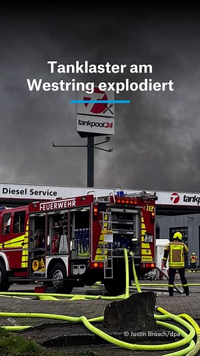 21K views · 234 reactions | Eine dunkle Rauchwolke über Castrop-Rauxel: Am Westring explodierte ein Tanklastzug in einer Lkw-Halle. Die Feuerwehr kämpfte gegen einen großen Gewerbebrand. #großbrand #explosion #gewerbebrand #großeinsatz #castroprauxel #ruhrnachrichten #ruhrnachrichtencastrop #rn | Ruhr Nachrichten Castrop-Rauxel | Facebook