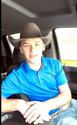 We are absolutely thrilled to announce that Sam L. Smith Music will be joining us at the Louisiana FFA State Convention & Expo this June! 🌟 Who is Sam L Smith, you ask? Well, he's not your typical cowboy – although he does have a farm and raises Quarter Horses! 🐴 Sam is a modern traditionalist country singer, songwriter, and Nashville recording artist, hailing from the hills of Eastern Kentucky. 🎶 With influences ranging from the classic sounds of George Strait and Alan Jackson to the electri