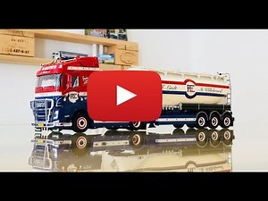 Volvo FH04 Globetrotter Showtruck F. Lindt Transport - WSI-Modelle 01-2493 TRUCKMO