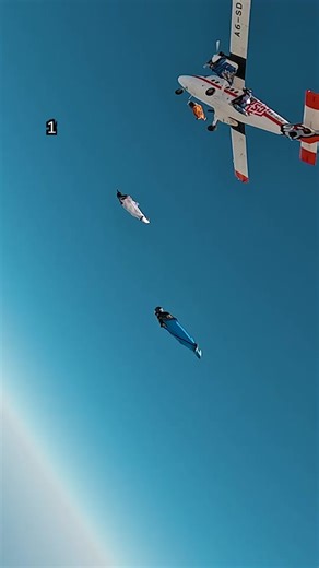 Largest Wingsuit Formation Record at Skydive Dubai