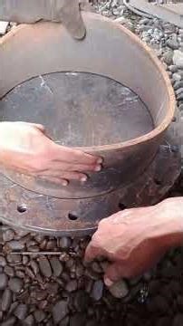 DO NOT INSTALL FLANGES THIS WAY