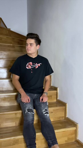 Videoclipuri postate de selly (@selly) cu original sound - selly