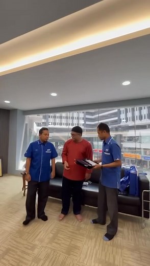 𝐓𝐎𝐋𝐎𝐍𝐆 𝐀𝐌𝐈𝐍𝐊𝐀𝐍 𝐇𝐀𝐒𝐑𝐀𝐓 𝐈𝐍𝐈. Semoga KAB Gold boleh bayar zakat 7 angka suatu hari nanti. Amin. #KAB | Khairul Anuar Basri