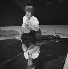 David Garrick (singer) - Alchetron, The Free Social Encyclopedia