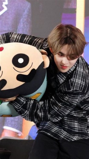 mrs kpoppapi on Instagram: "🎠- certified shin chan paglu . SEVENTEEN is a South Korean boy group under Pledis Entertainment with 13 members: S.Coups, Jeonghan, Joshua, Jun, Hoshi, Wonwoo, Woozi, DK, Mingyu, The8, Seungkwan, Vernon, and Dino. Their name reflects their structure, 13 members, 3 units, and 1 unified team. Widely recognized as one of K-pop's self-producing groups, the members are actively involved in songwriting, music production, and choreography. The group is organized into three