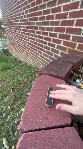 Can old teck decks still shred?? #teckdeck #fingerboarding #fingerboard #teaktuning