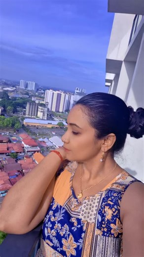 Happy Wednesday #jeans #drindrani_indra #viral #fypシ #1millionaudition