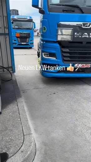 opi.osi on Instagram: "Firma Curt Richter bekommt neuen MAN, vorbereiten für neuen Fahrer 👍🏽#germany #truck #repair #foryou"