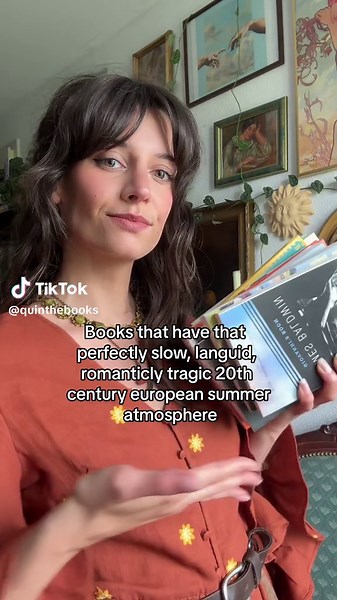 European Summer Romance Books: Dive into the Perfectly Slow Atmosphere