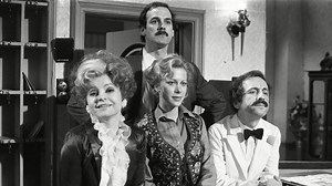 Addio a Prunella Scales co-star di John Cleese in Fawlty Towers | l’attrice è morta a 93 anni