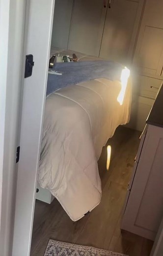 RV Consumer Shares Brinkley Slide Out Issue