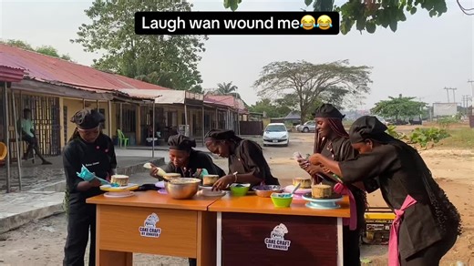 Stunning Graduation Cake Craft by Jennifer