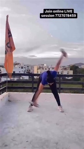 Best n simplest beginner exercise to reduce Side n back fat . Great results with consistency Reduce side fat Reduce back fat Reduce waist Join online batch . Start from today dm or WhatsApp 7727078459 . Beginner 10 count 3 sets Advance 40 count 5 sets . Follow me for more simple workouts video . Follow healthy low carb diet n be consistent for good results. #cardio #loseweight #weightloss #womenempowerment #womeninbusiness #womensupportwomen #getfit #homeworkout #homefitness #stayhome #workoutvi