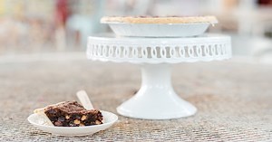 Sweet ‘n salty and junkberry pies: Get the recipes!