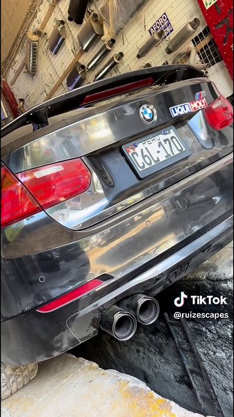 Instalación de resonador Flowmaster en BMW 320i