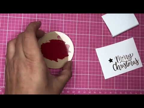DIY Merry Christmas Ornament | Vinyl Lettering on Acrylic Disc