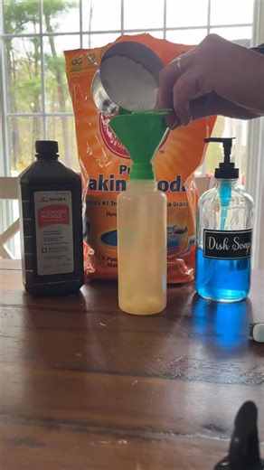 20K views · 3.1K reactions | Easy grout cleaner! #groutcleaning #cleaningproducts #cleaningtips #cleaning #deepcleaning #howtoclean #housekeeping #cleaningaccount | Live Composed | Facebook