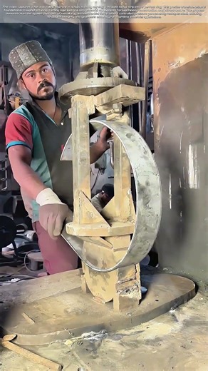 Forging the Circle: The Machine That Bends Steel into Shape