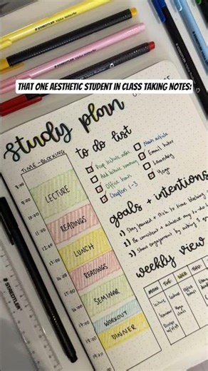 That one aesthetic note taking student