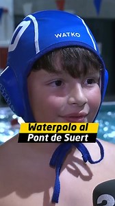 🤽🏻‍♀️🤽🏻‍♂️Des de fa més d’un lustre, el #waterpolo ocupa un lloc destacat en el món de l’esport al Pont de Suert. A la capital de l’Alta Ribagorça des de fa sis anys que s’imparteixen classes de waterpolo, com una activitat que va sorgir com una extraescolar i ja compta amb 50 participants. 💡L’impulsor de l’activitat és Àlex Pérez, un sabadellenc que va anar a estudiar el cicle formatiu de Neu al Pont de Suert fa nou anys i va trobar feina com a monitor a la piscina coberta del municipi. A 