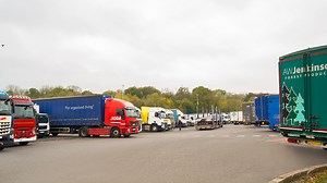 12 reactions · 3 comments | SNAP Location Limelight!  Giving you a weekly insight on one of the great sites already on our Network! ⬇ This time round we have another recent addition - Roadchef Clacket Lane (east & west). We are working with Roadchef to try and increase our network for drivers so keep an eye out!   | SNAP | Facebook